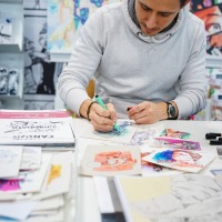 Künstler in der New Artist Alley auf der Manga-Comic-Con 2024