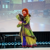 Bühnenperformance während des Leipzig Cosplay Wettbewerbs 2026 auf der Großen Bühne der Manga Comic Con