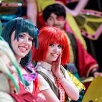 Bühnenperformance während des Leipzig Cosplay Wettbewerbs 2026 auf der Großen Bühne der Manga Comic Con