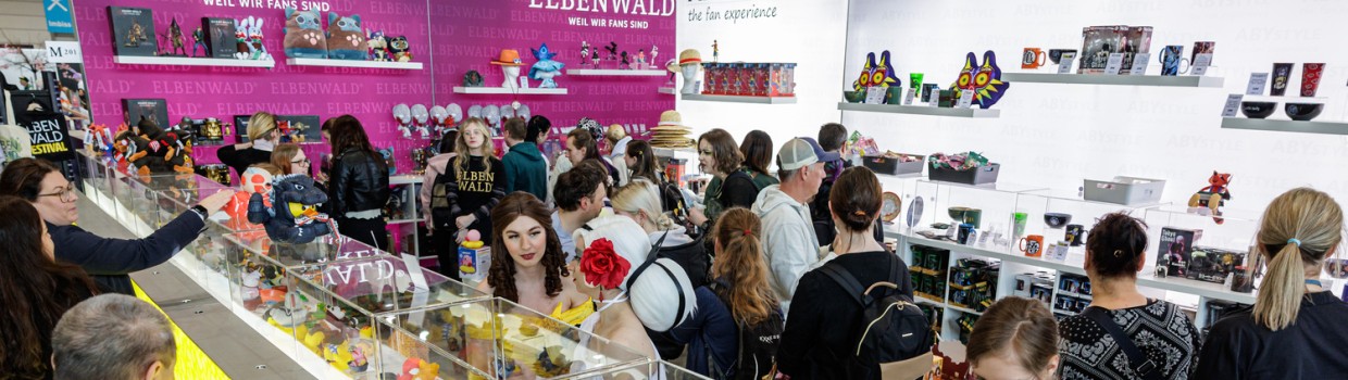 Messestand von Elbenwald mit vielen Besucher:innen auf der Manga Comic Con 2026